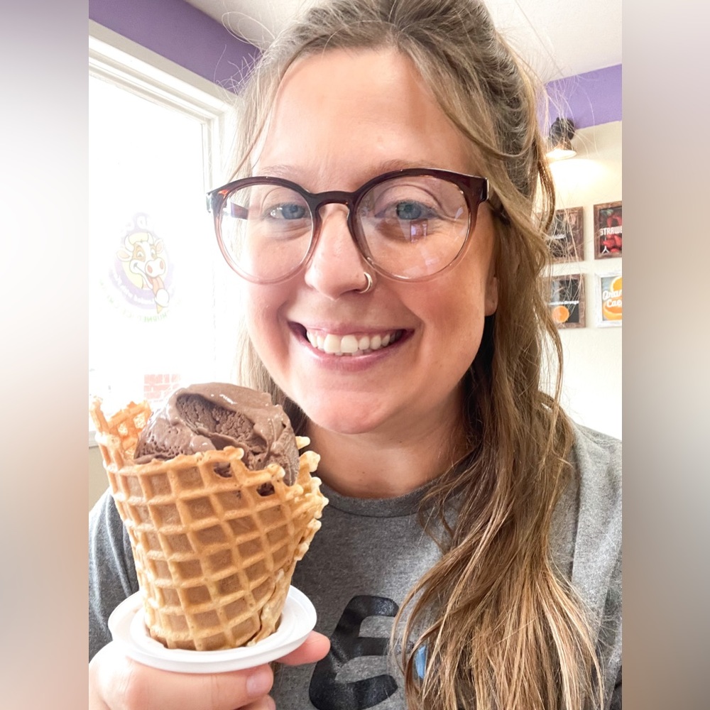 Meet your Posher, Brooke